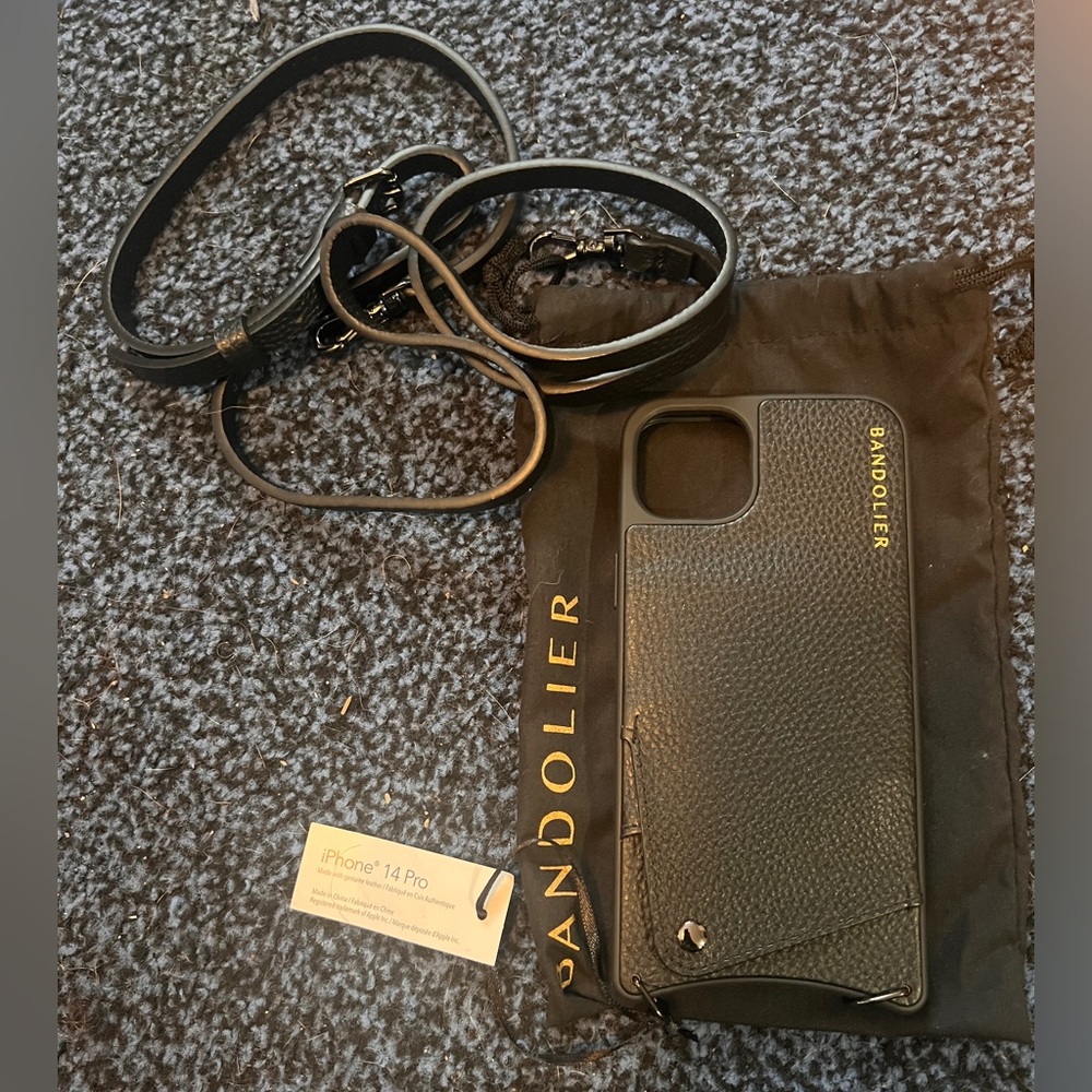 NWT cute Bandolier cell phone case